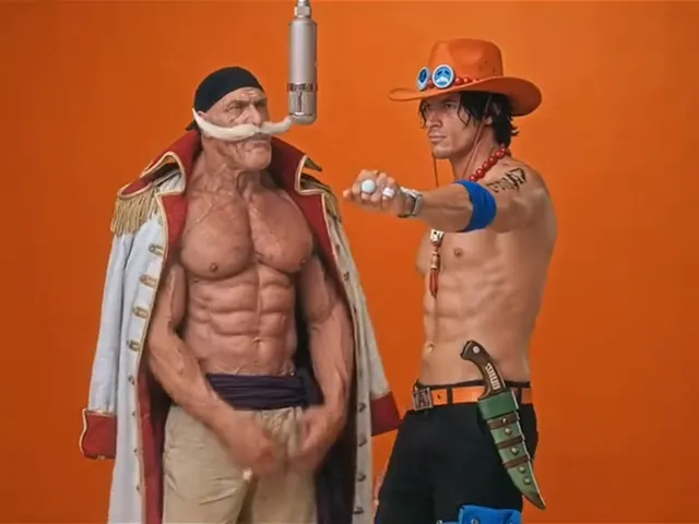Who is who in the Hotel Lobby clip